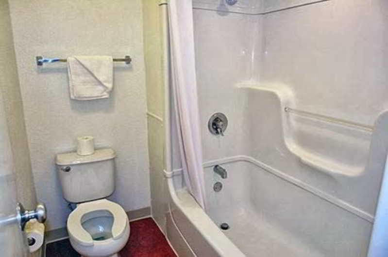 6-reno, Nv - Virginia Plumb Hotel 2*